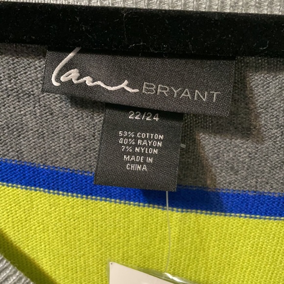 Lane Bryant Sweater Women’s V Neck striped - Picture 5 of 6